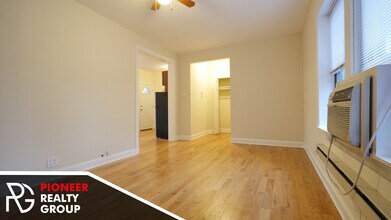 3917 N Pine Grove Ave in Chicago, IL - Building Photo - Building Photo