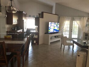 3100 NW 122nd Ave in Sunrise, FL - Building Photo - Building Photo