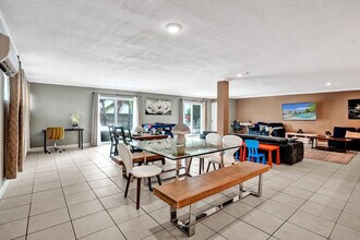 5415 Harrison St in Hollywood, FL - Building Photo - Building Photo