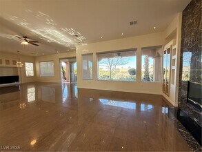 10284 Sofferto Ave in Las Vegas, NV - Building Photo - Building Photo