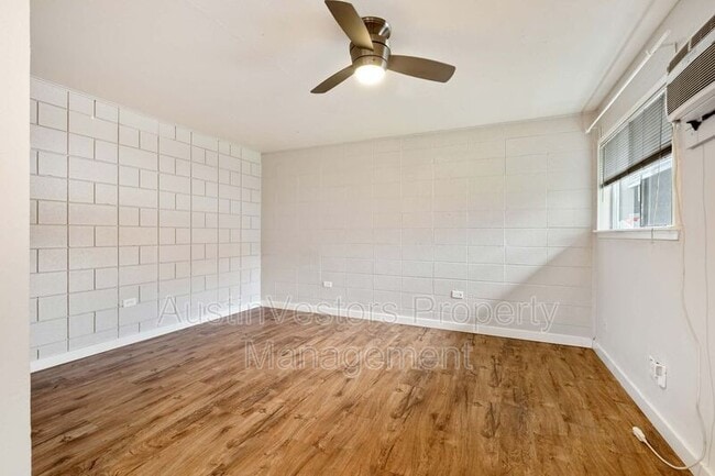 903 Springdale Rd in Austin, TX - Building Photo - Building Photo