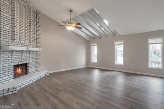2599 Fieldstone View Ln SE in Conyers, GA - Building Photo - Building Photo