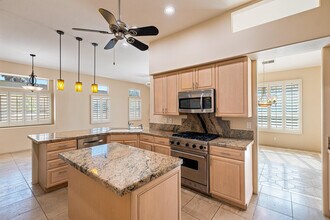 44965 Malia Cir in La Quinta, CA - Building Photo - Building Photo
