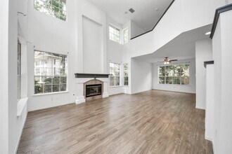 103 Lakeridge Dr in Spring, TX - Building Photo - Building Photo