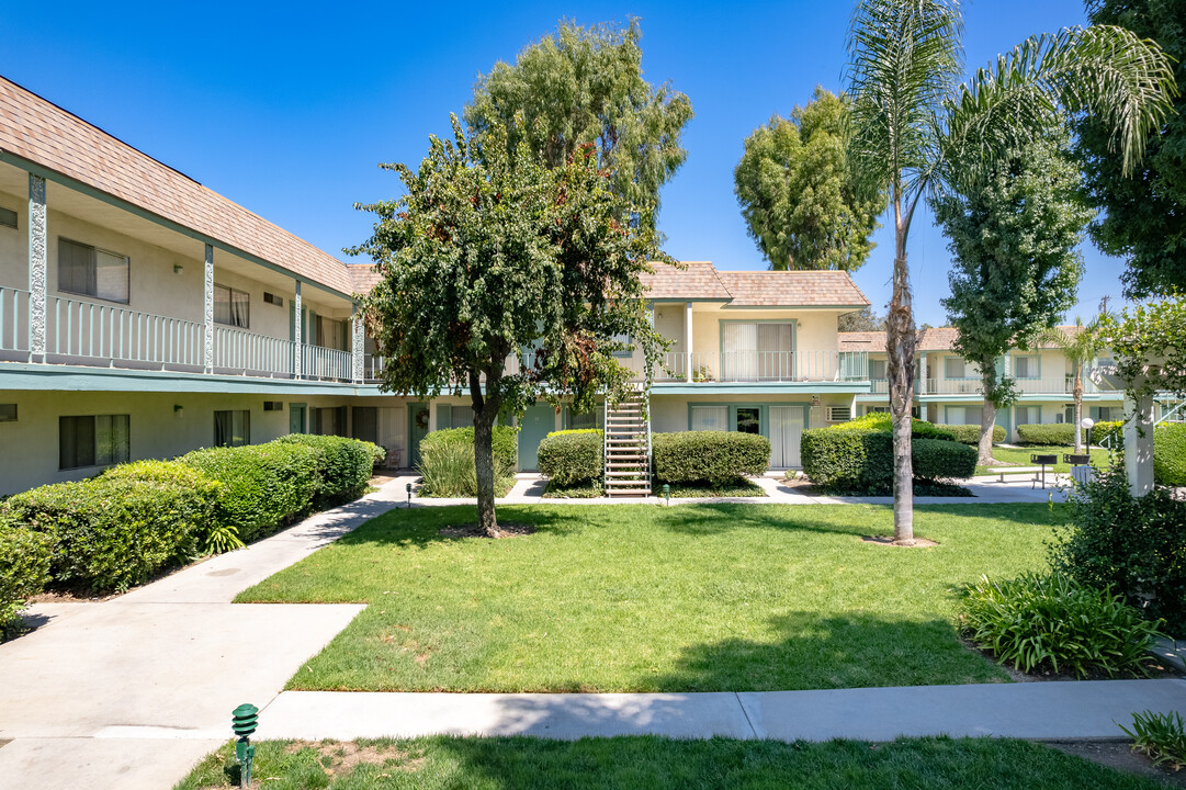 West Park Apartments in West Covina, CA - Building Photo