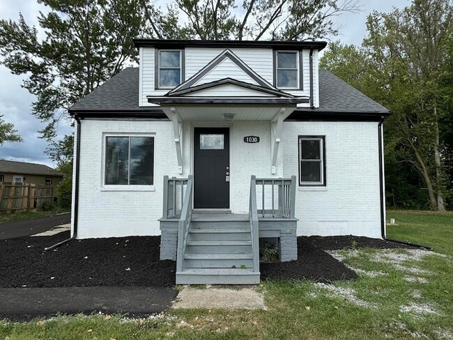 property at 1030 N Old State Rd 49