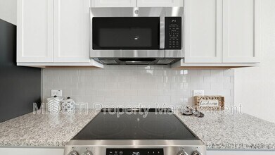 2133 Hofstaat in New Braunfels, TX - Building Photo - Building Photo