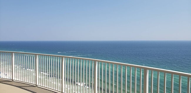 10625 Front Beach Rd in Panama City Beach, FL - Building Photo - Building Photo