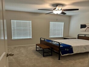 5576 Vigo Lp in St. Cloud, FL - Building Photo - Building Photo