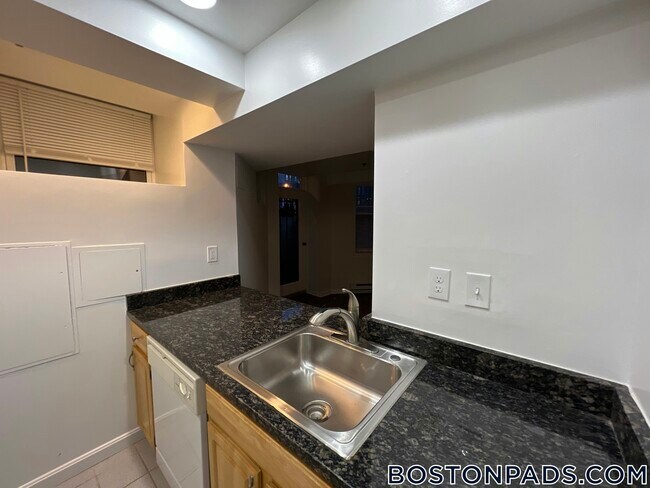 112 Jersey St in Boston, MA - Building Photo - Building Photo
