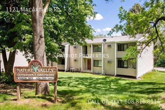 1121 Mac Arthur Rd in Madison, WI - Building Photo - Building Photo