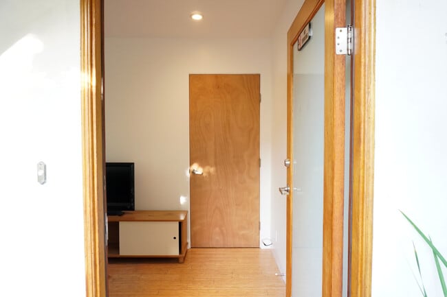 531 Vernon Ave, Unit 1.1 in Venice, CA - Building Photo - Building Photo