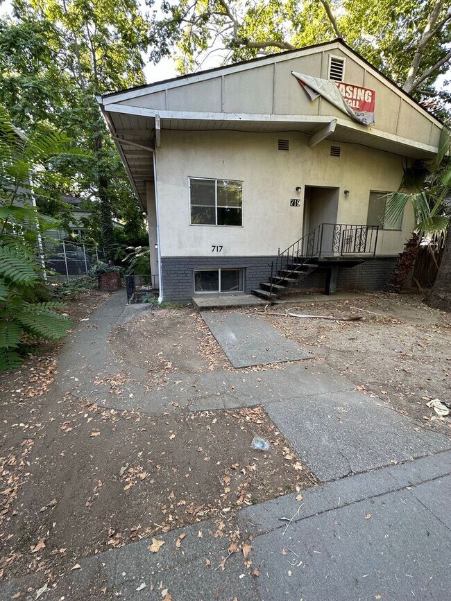 717-719 W 3rd St in Chico, CA - Building Photo - Building Photo