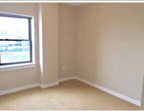520 Commonwealth Ave, Unit 7E in Boston, MA - Building Photo - Building Photo
