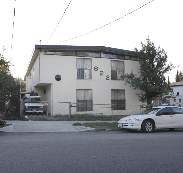 622 Imogen Ave in Los Angeles, CA - Building Photo