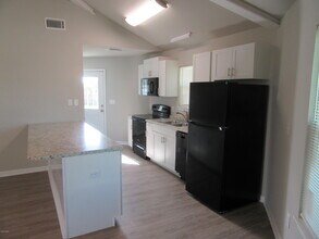 1302 Grace Ave in Panama City, FL - Foto de edificio - Building Photo