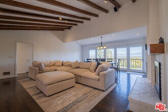 14563 Round Valley Dr in Los Angeles, CA - Building Photo - Building Photo