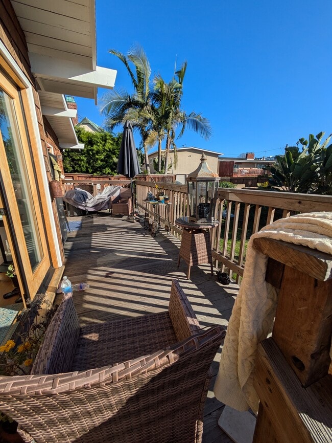 522 E Maple Ave in El Segundo, CA - Building Photo - Building Photo