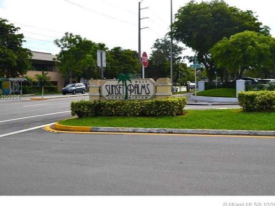 7232 94th SW Pl, Unit E6 in Miami, FL - Foto de edificio