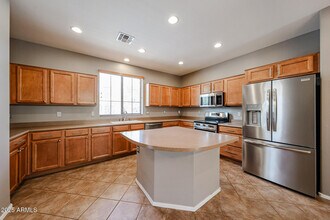2418 W Jake Haven in Phoenix, AZ - Building Photo - Building Photo