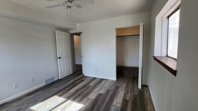 102 N 9th St, Unit B in Lamar, CO - Foto de edificio - Building Photo