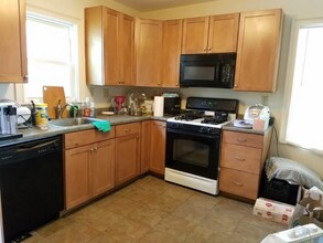 4 Harvard Pl in Brookline, MA - Building Photo - Building Photo