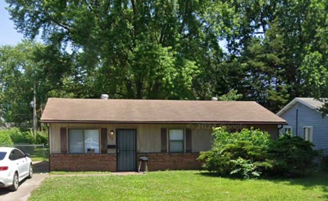 property at 739 St Nicholas Dr