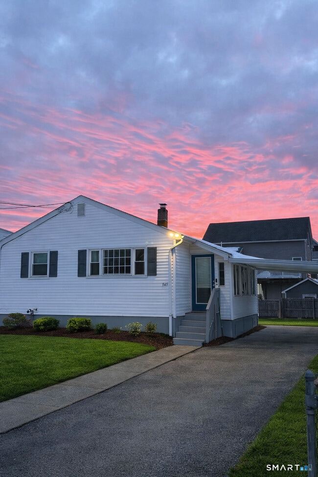 property at 945 E Broadway