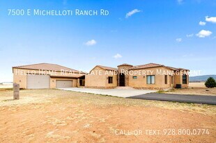 7500 E Michelloti Ranch Rd in Prescott Valley, AZ - Building Photo