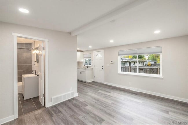 7809 Greenleaf Ln in Denver, CO - Building Photo - Building Photo