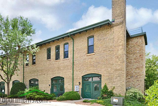 FreightYard Townhomes and Flats in Minneapolis, MN - Building Photo - Building Photo