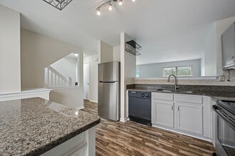 142 Thames Dr in Dover, DE - Building Photo - Building Photo