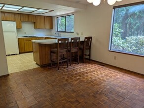 714 Sapp Rd in Sedro Woolley, WA - Building Photo - Building Photo