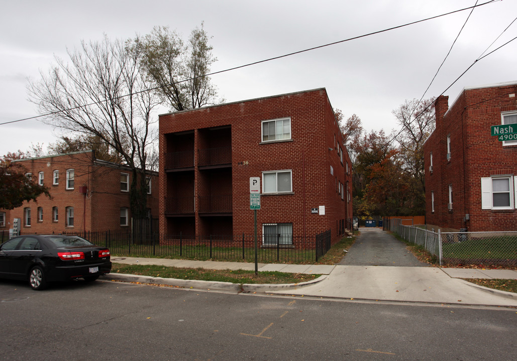 4936 Nash St NE in Washington, DC - Foto de edificio