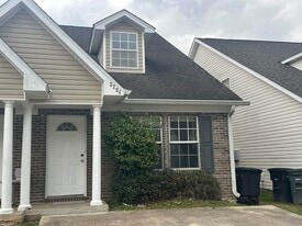 3294 Sawtooth Dr in Tallahassee, FL - Building Photo