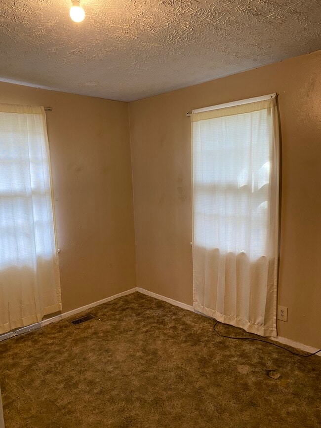 217 Scott Ave, Unit 217 C in Fayetteville, NC - Foto de edificio - Building Photo