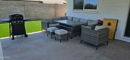 3941 S Roberts Rd in Tempe, AZ - Building Photo - Building Photo