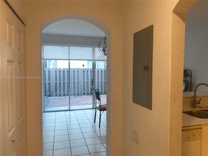 15575 SW 40th St in Miramar, FL - Building Photo - Building Photo