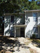 5878 Aftonshire Dr in Fayetteville, NC - Building Photo