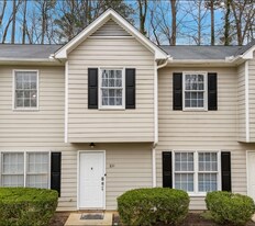831 Dalewood Dr in Raleigh, NC - Building Photo