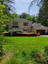 198 Bryans Rd in Hampton, NJ - Building Photo