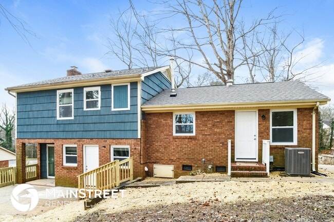 5909 Ruth Dr in Charlotte, NC - Foto de edificio - Building Photo