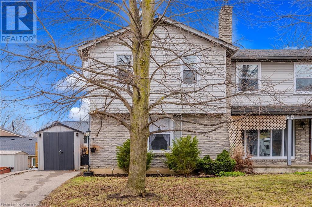 51 Crehan Crescent in Stratford, ON - Building Photo