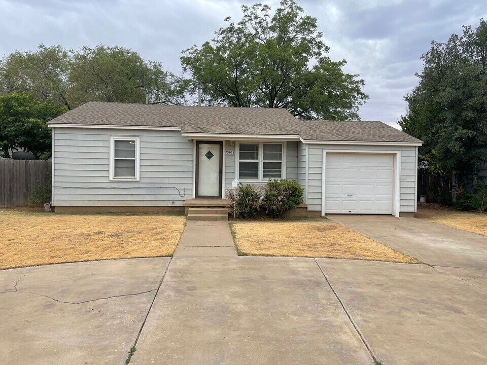 2803 36th St in Lubbock, TX - Building Photo