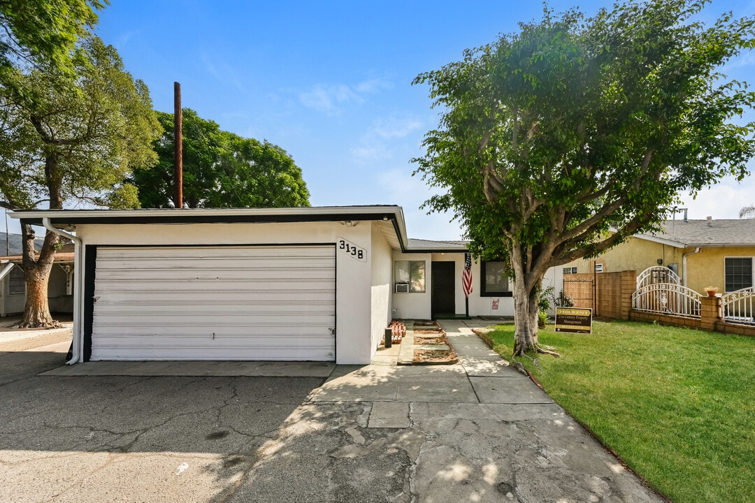 3138 Maine Ave in Baldwin Park, CA - Building Photo