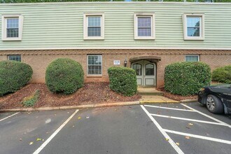 2638 Park Rd in Charlotte, NC - Building Photo - Building Photo