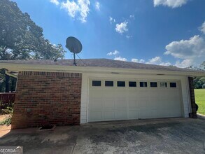 215 Old Oxford Rd in Covington, GA - Building Photo - Building Photo