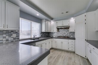 3770 Moss Ridge Ct in Las Vegas, NV - Building Photo - Building Photo