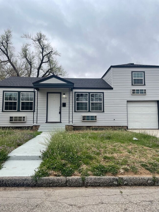 property at 1905 E Walnut Ave