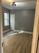 3434 Arden Ave, Unit Apartment # 2 in Brookfield, IL - Foto de edificio - Building Photo